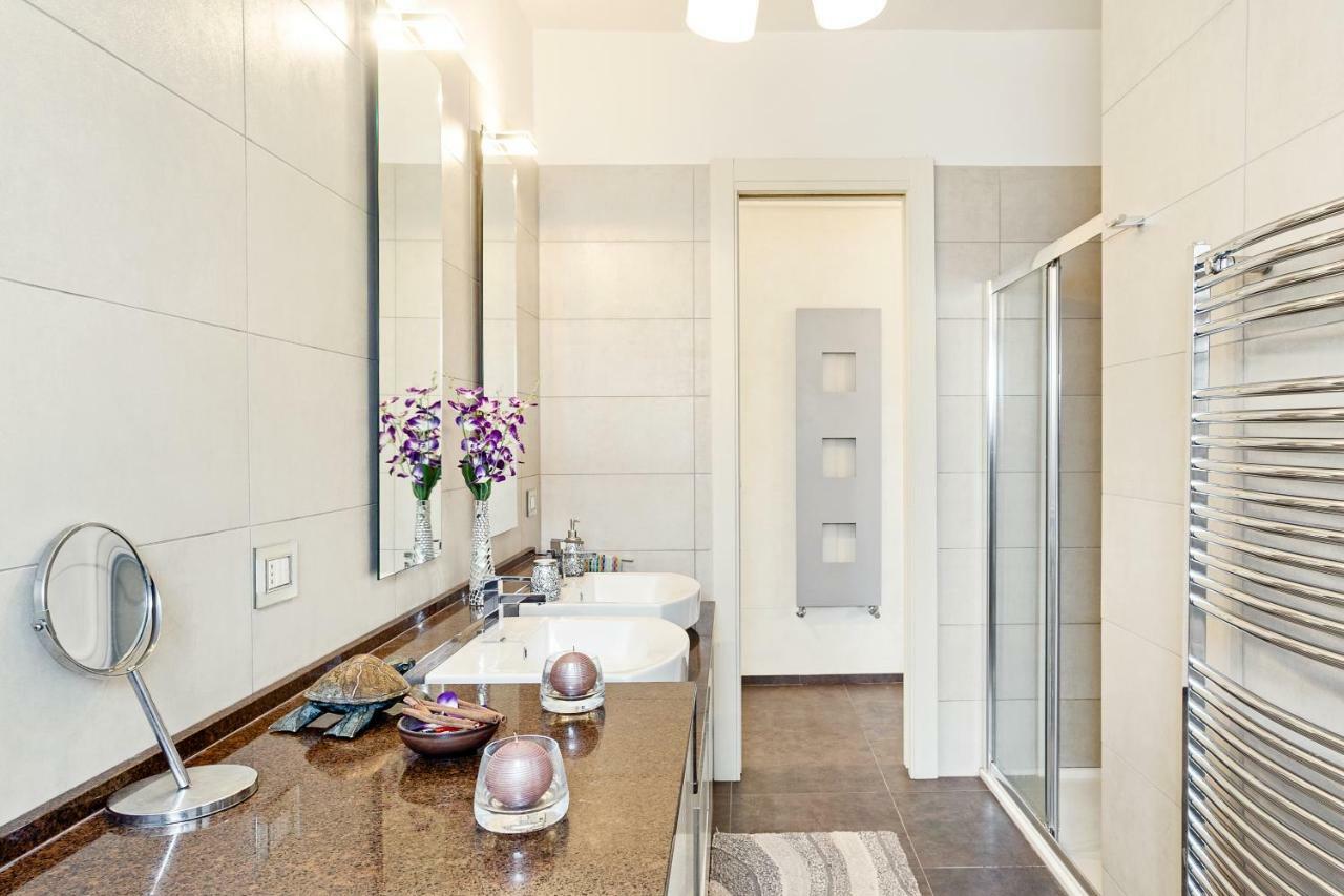 Airport Seaview Apartment