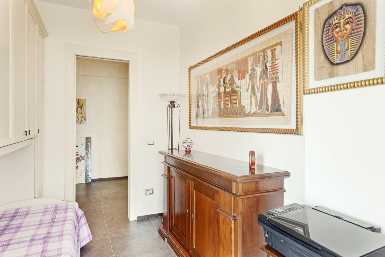 Airport Seaview Apartament Bari